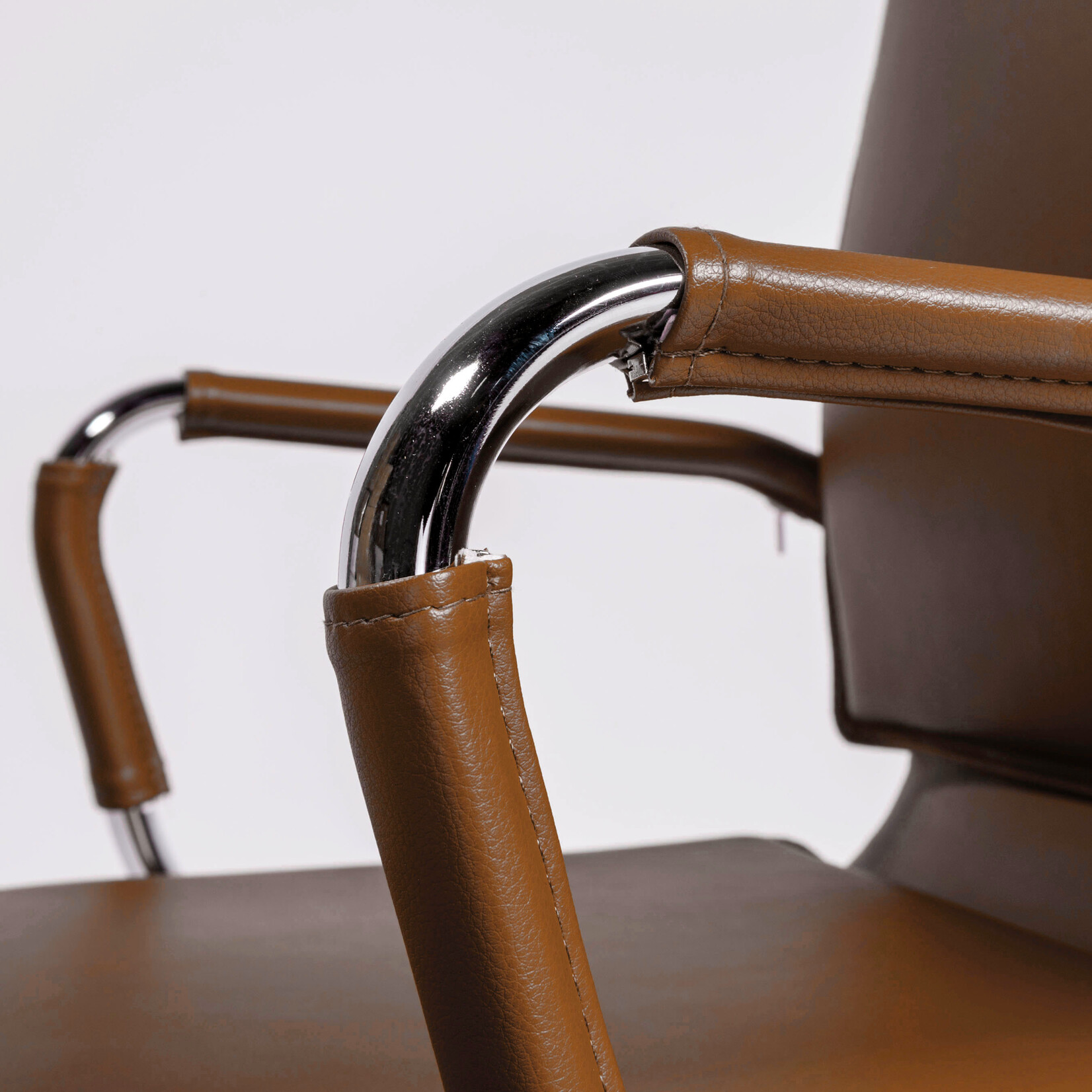 EuroStyle Gunar Pro HB Office Chair DKCRML