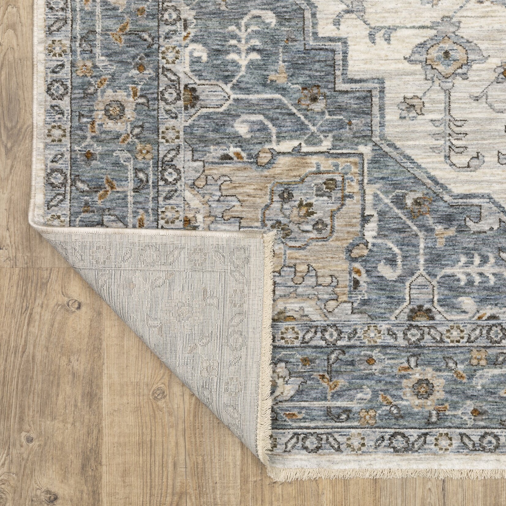 Oriental Weavers Maharaja MAHAR-051F1 7.10x10.10 Rug