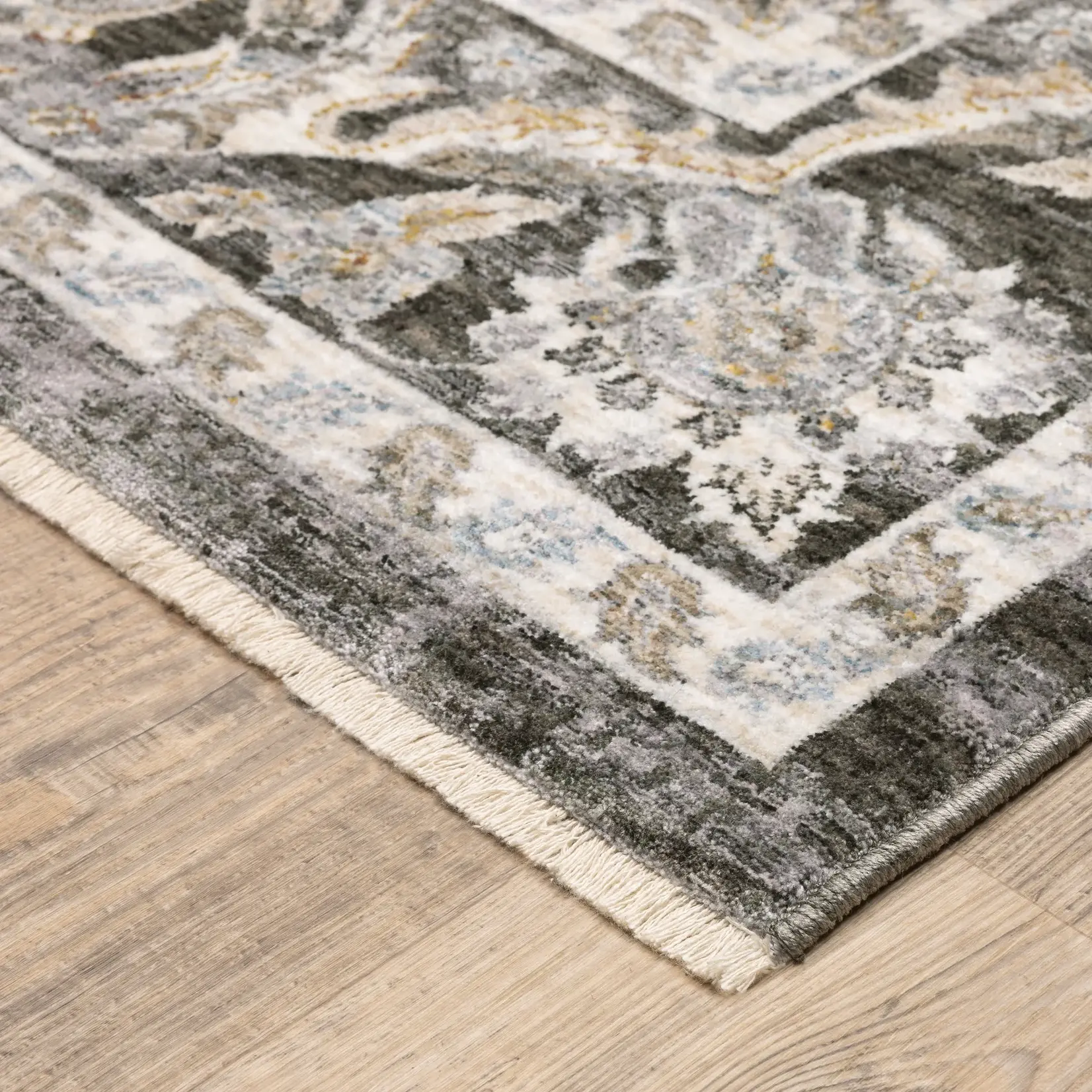 Oriental Weavers Maharaja MAHAR-070N1 7.10x10.10 Rug