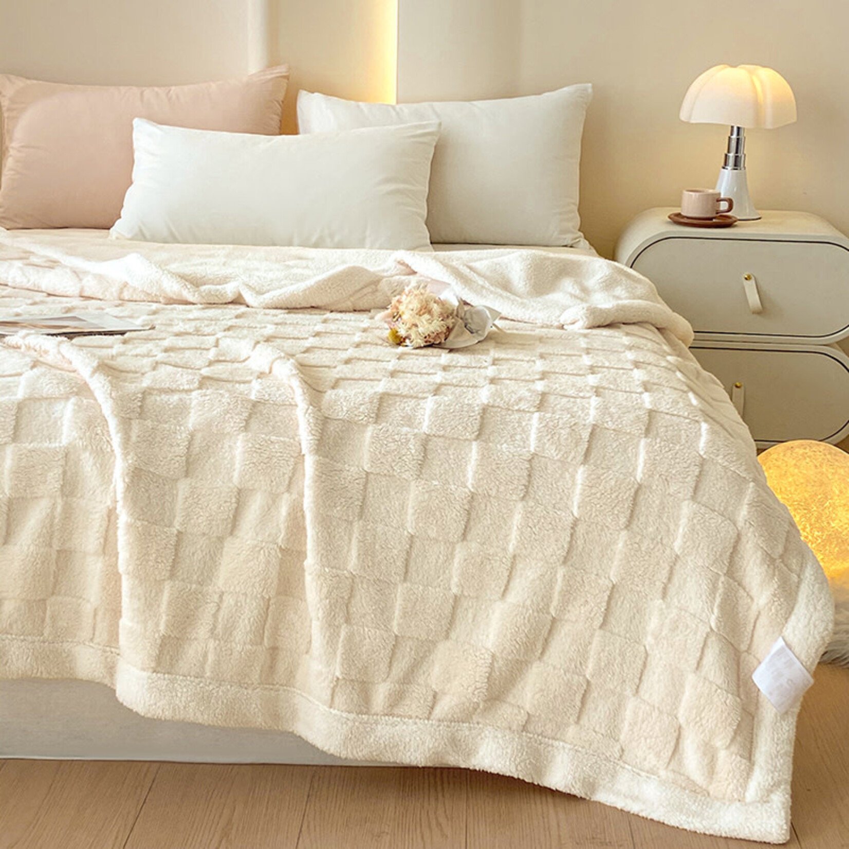 Checker Board Sherpa Ivory