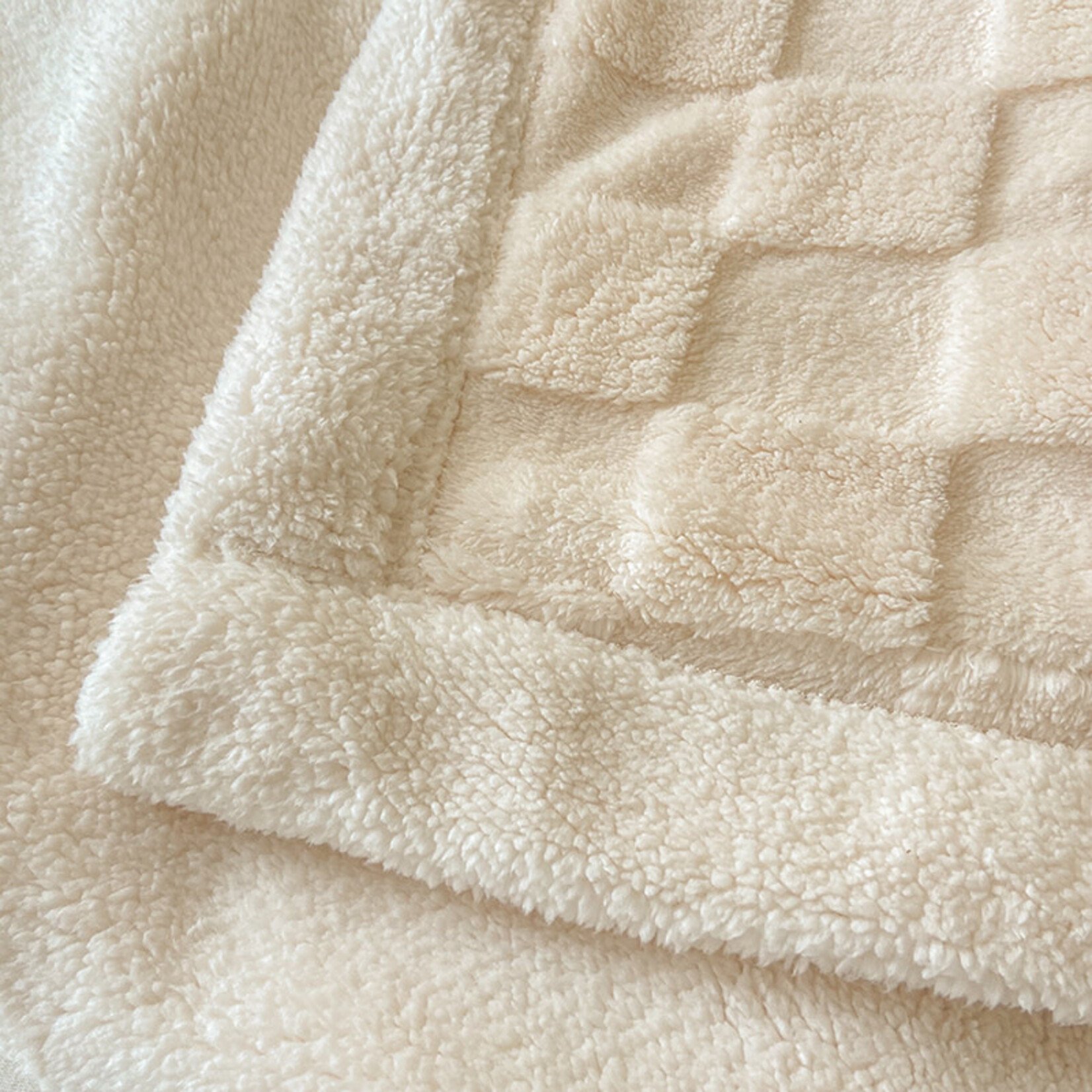 Checker Board Sherpa Ivory