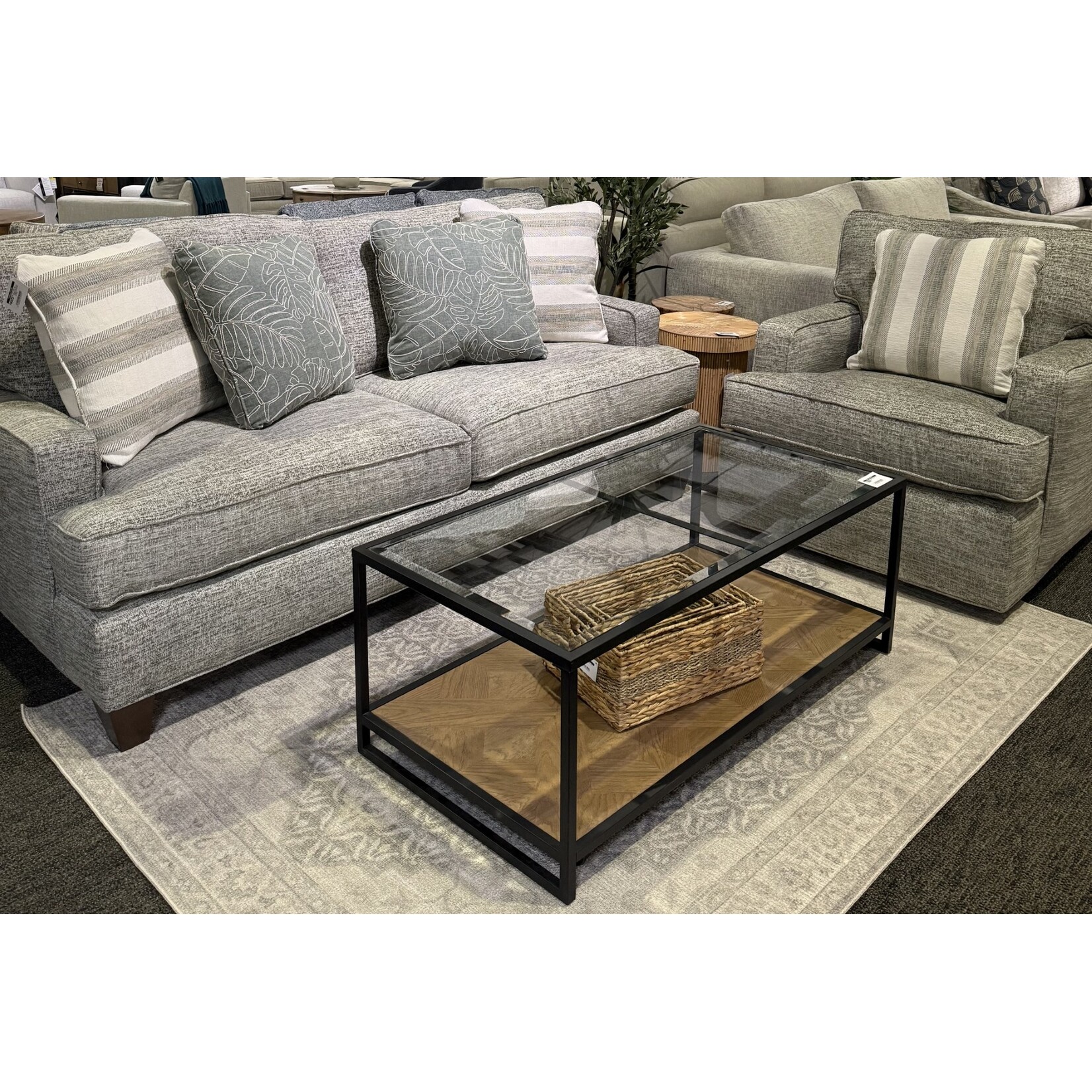 Craftmaster C944  Sofa and Swivel Chair Clue16/ElRodeo16/Hanford16