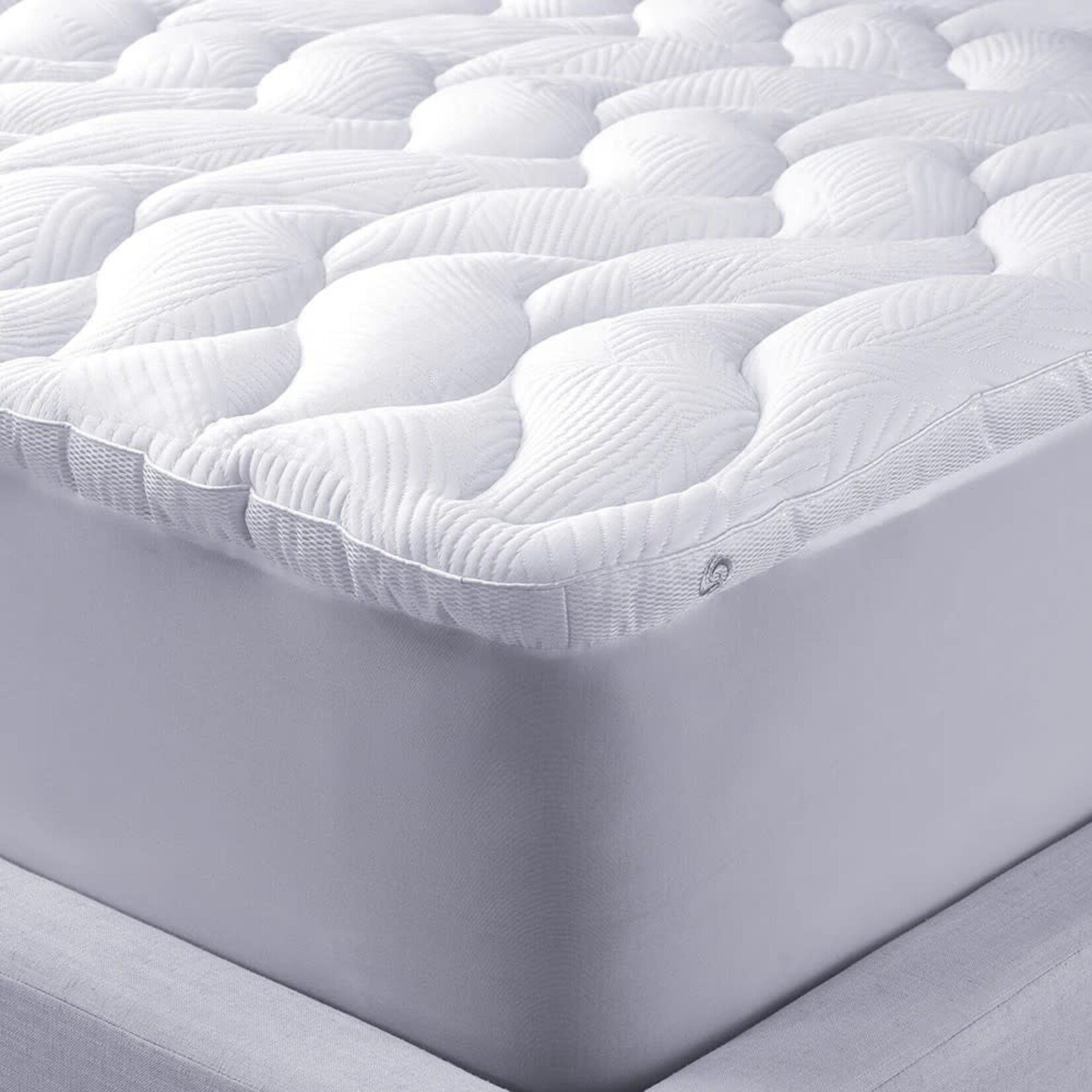 Bedgear React Pro Performance Mattress Topper