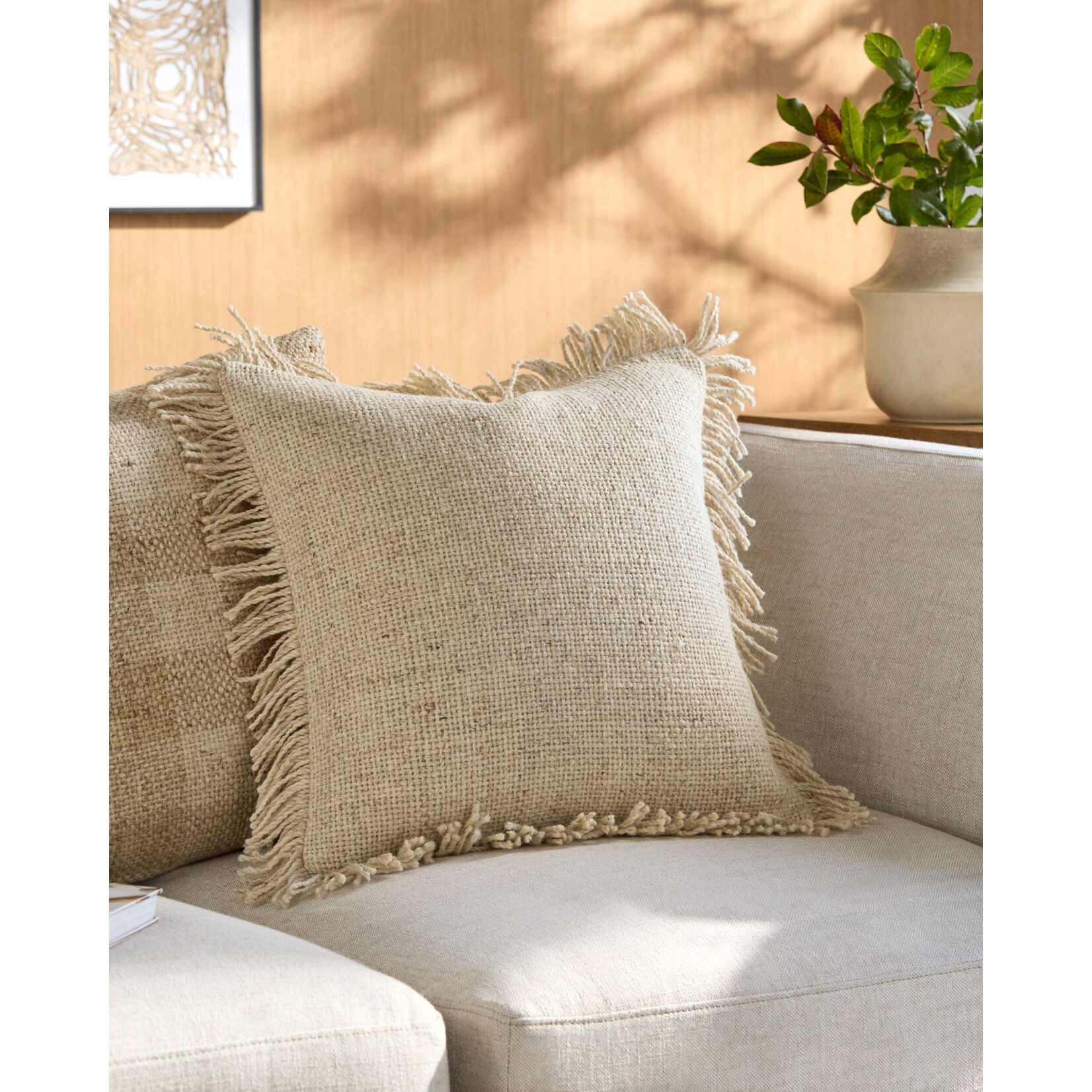 Surya BOMI001-1818P 18x18	Accent Pillow