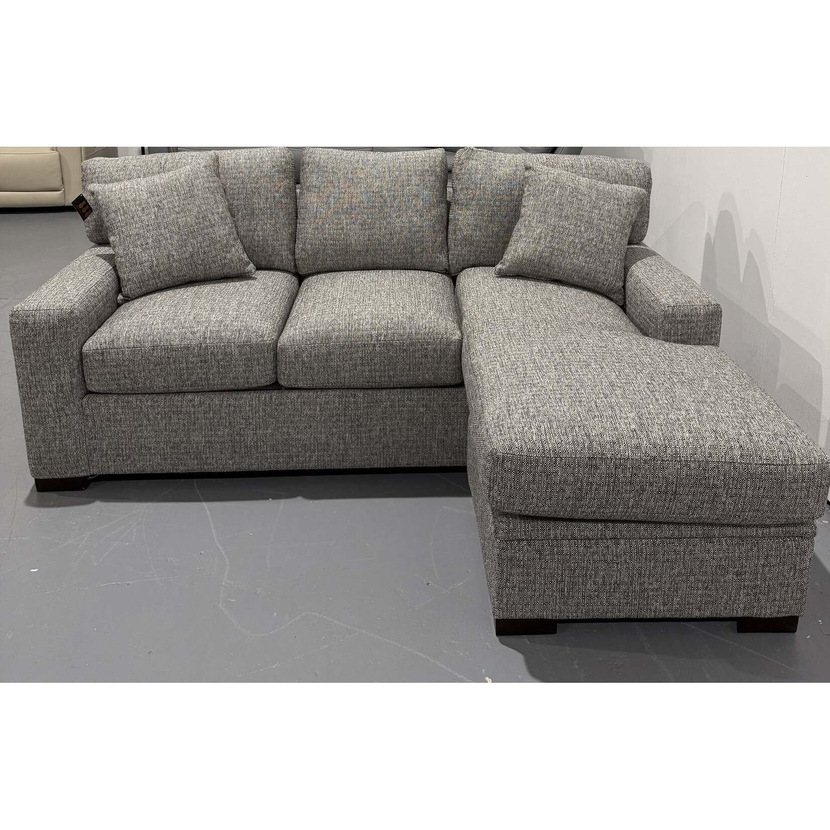 OvernightSofa 5190-Z Sugarshack Pepper Queen Sleeper w/reversible Storage Chaise