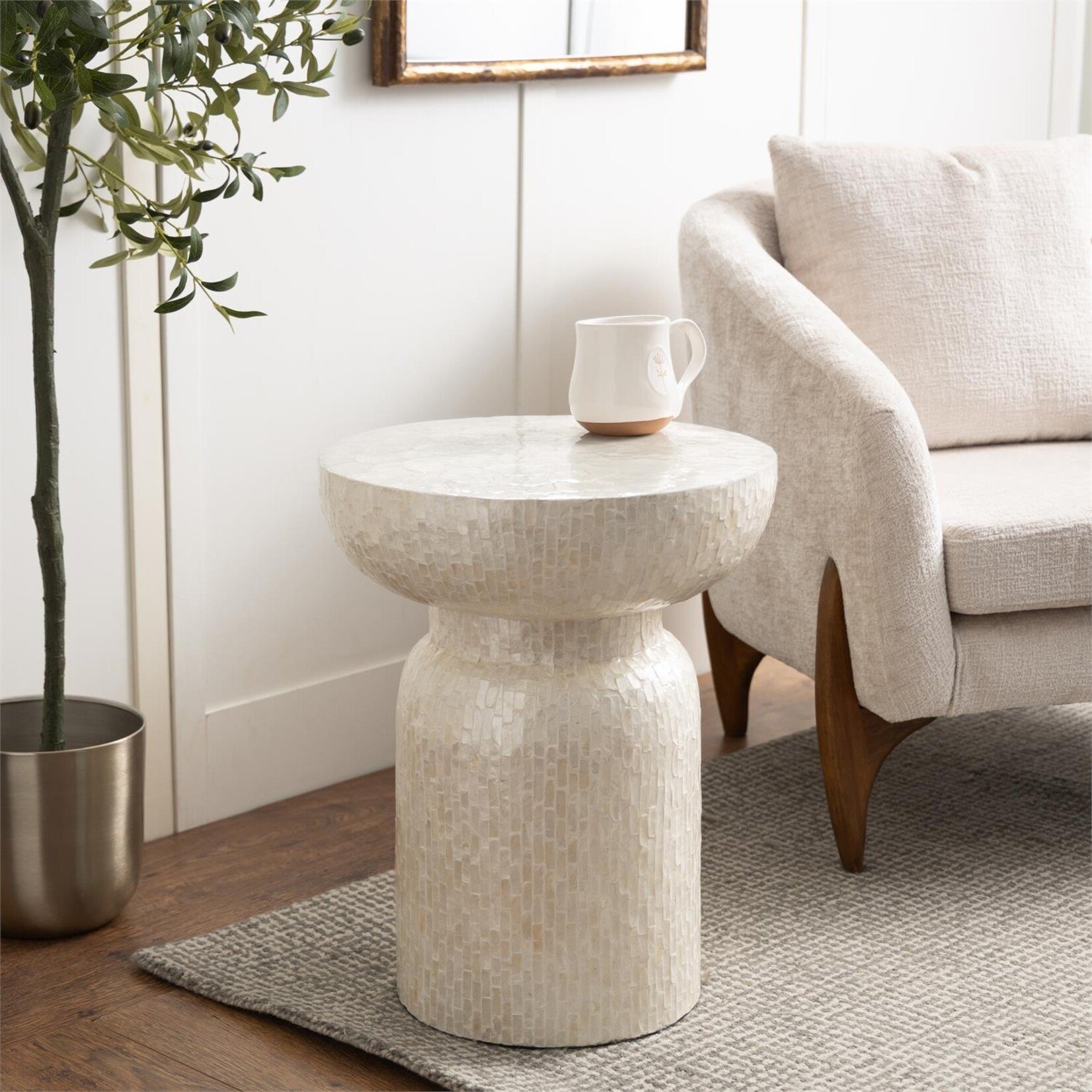 Deco Marche Heritage Cream Capiz Shell Pedestal Mosaic Inlay Accent Table