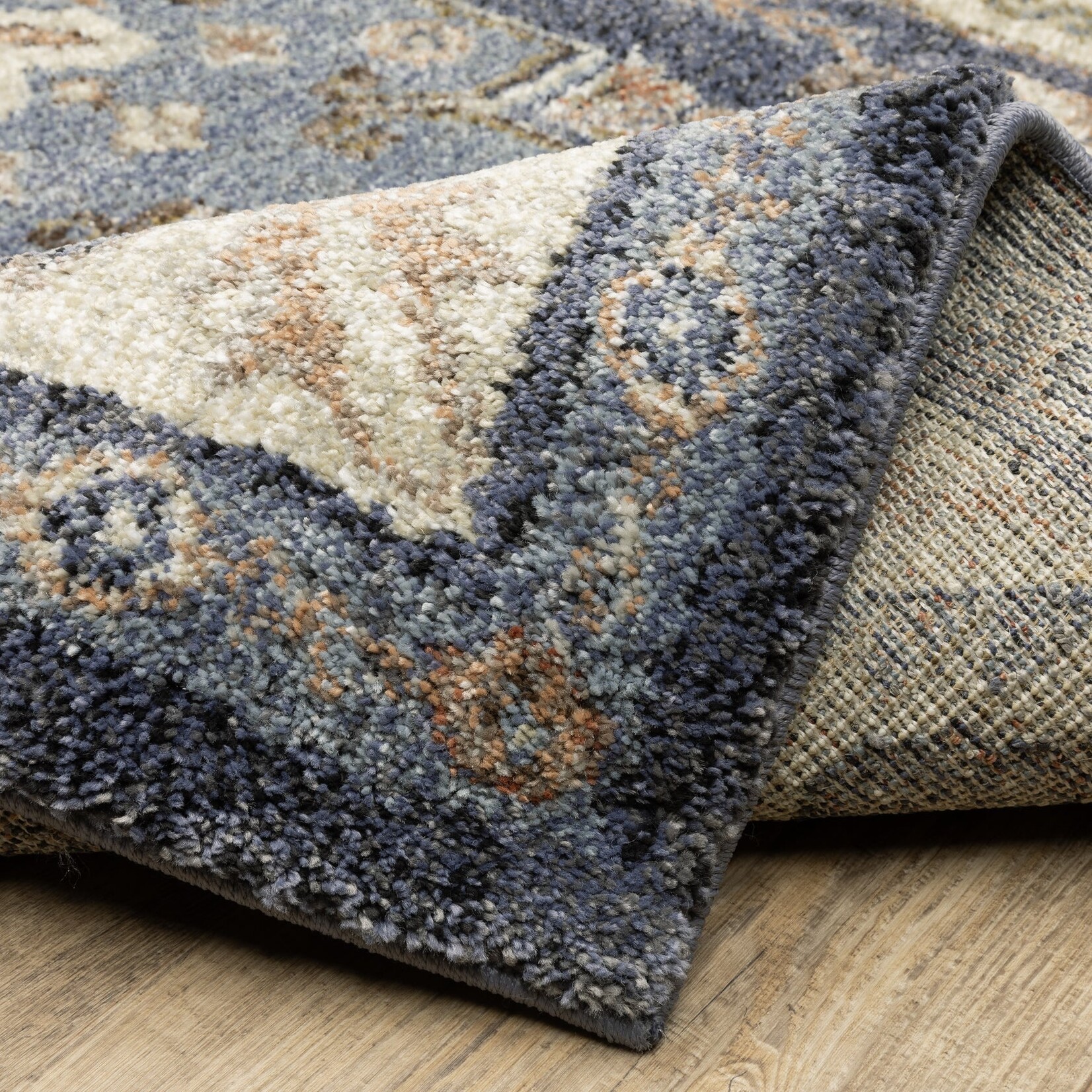 Oriental Weavers Gemma GEM02 7.10 x 10.10 (FW)