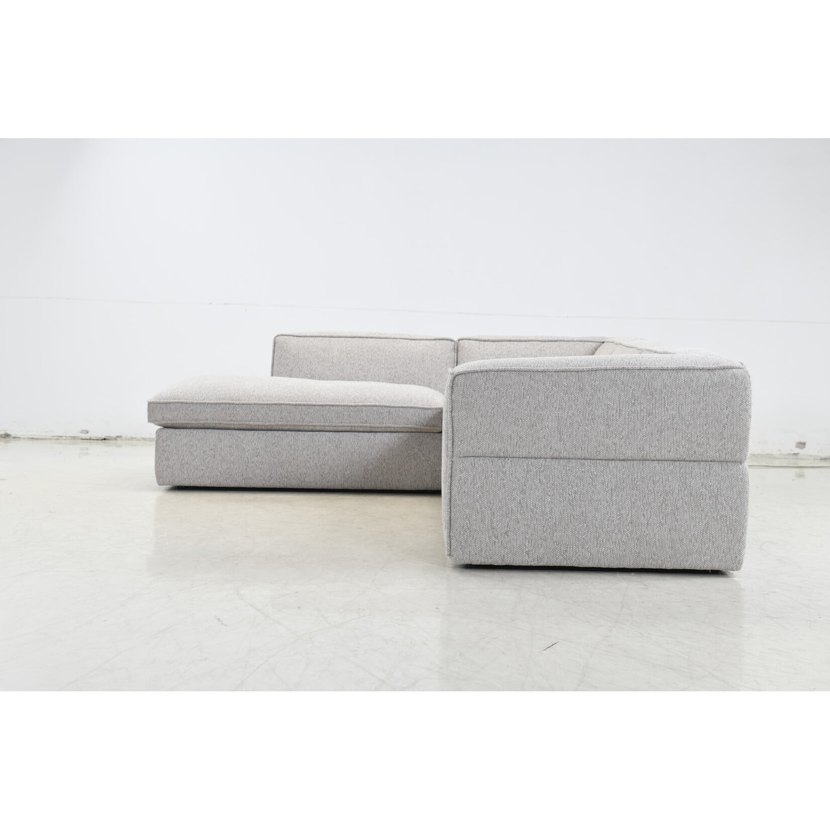 4pc Sectional TB34450 F30-TX3301 Grey Fabric