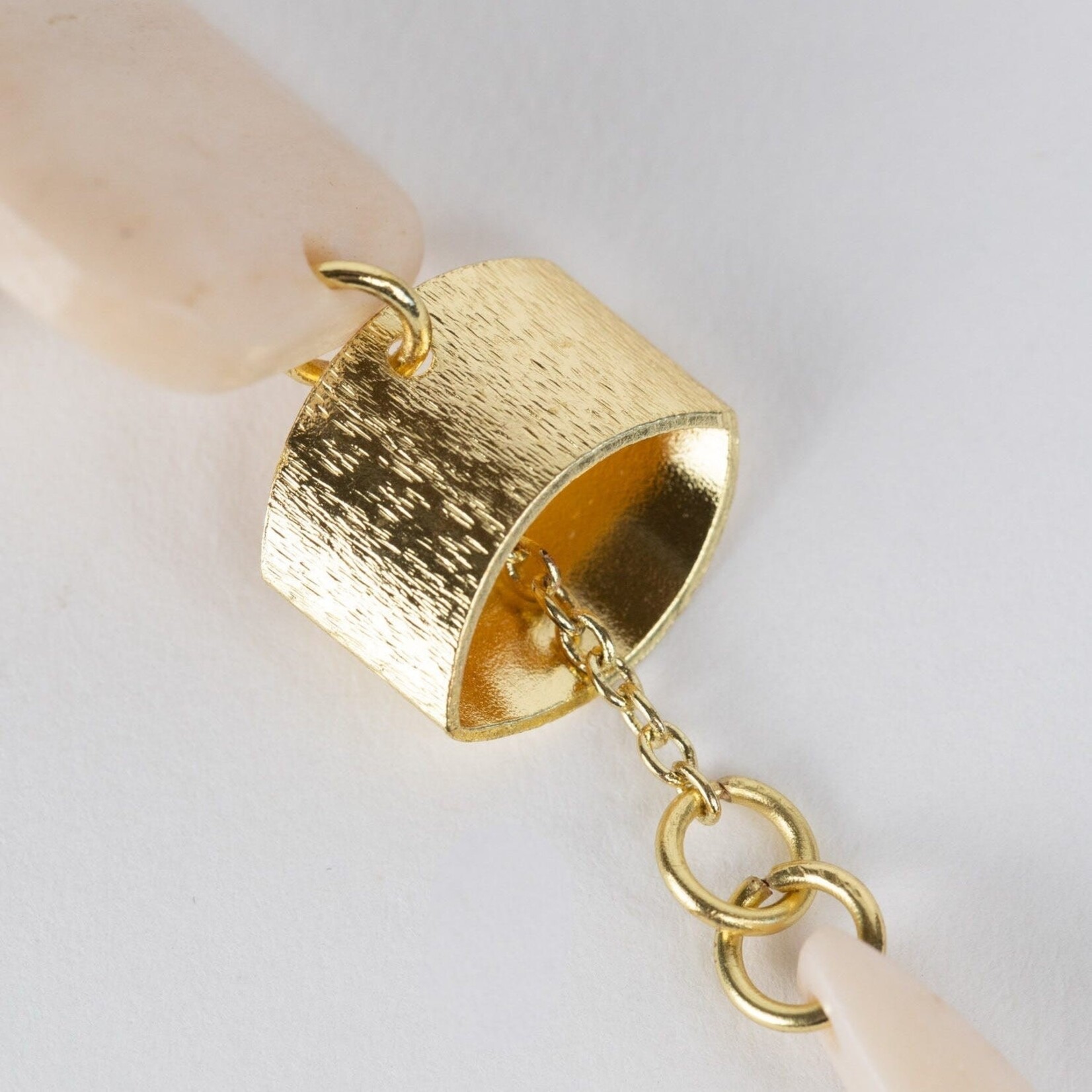 India Earrings Post Sq/Dangle Bone/Brass 3L Cream/Gold