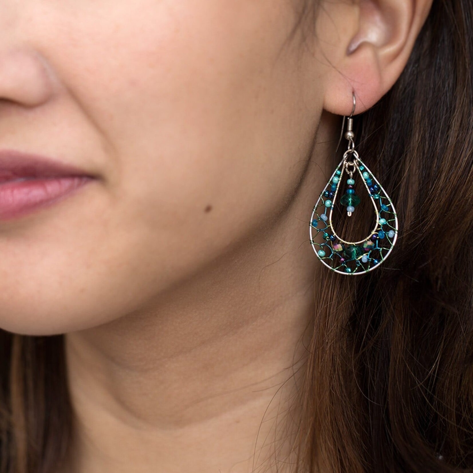 Guatemala Earrings T-Drop Bds/Wrp Wr/Glss 2.5L Tea