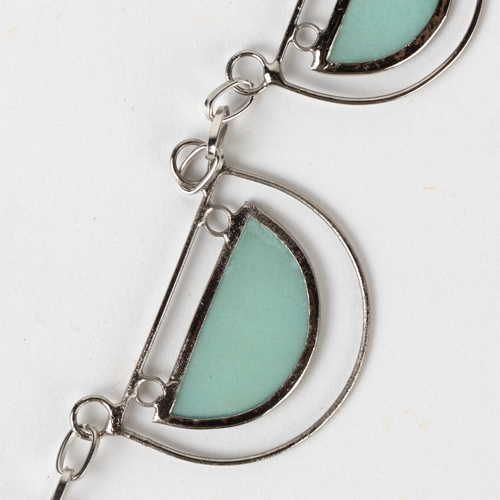 Philippines Necklace 5 Semicircles Capiz/Mtl 19.5L Light Green