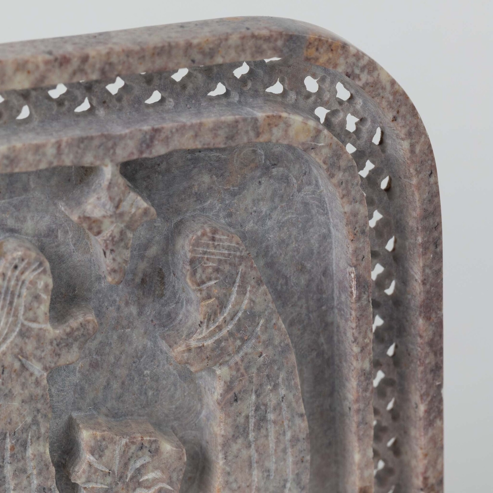 India Nativity holy family arched stone 4H nat/asst