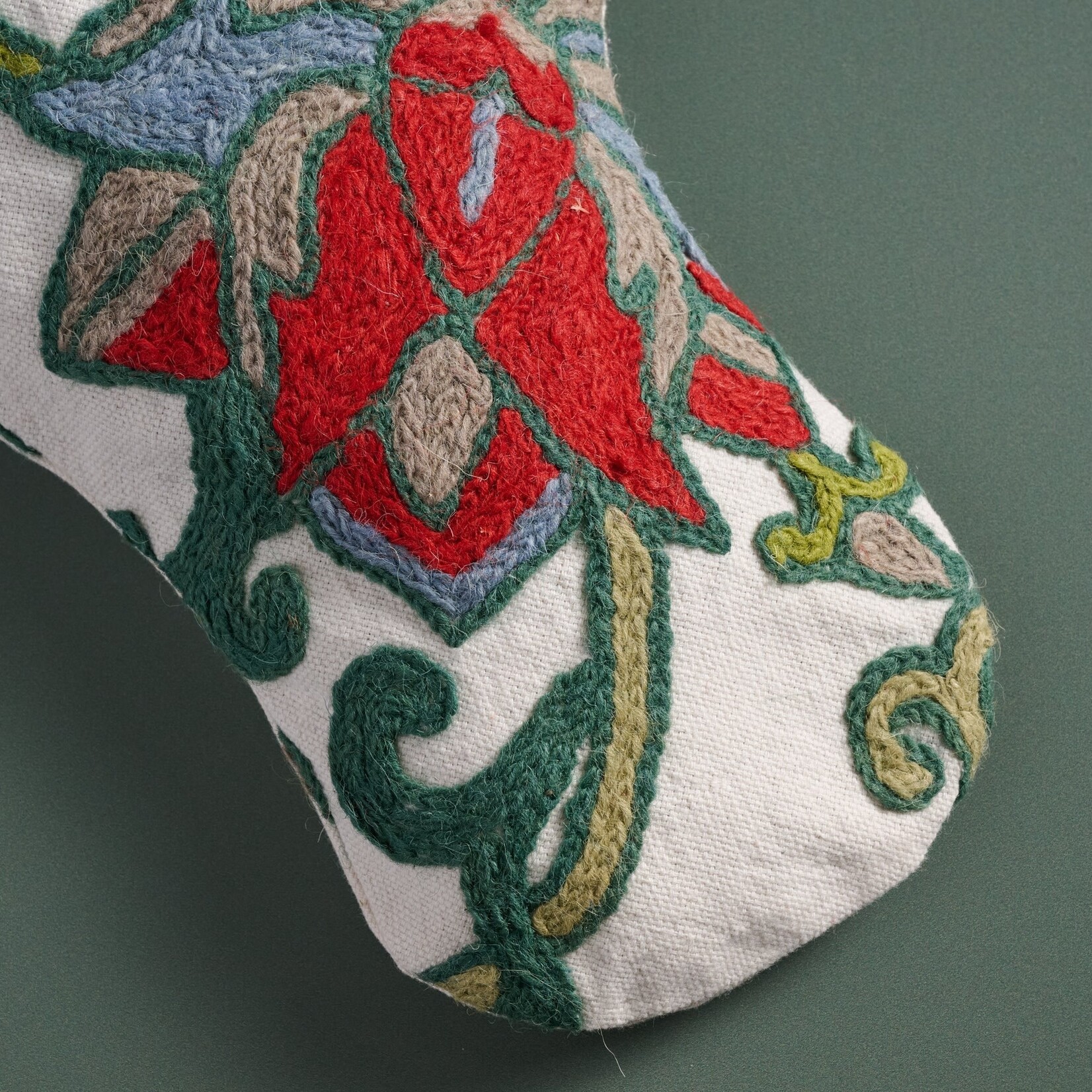India Stocking Christmas Floral Cttn/Wl 18L Crm/Grn/Red