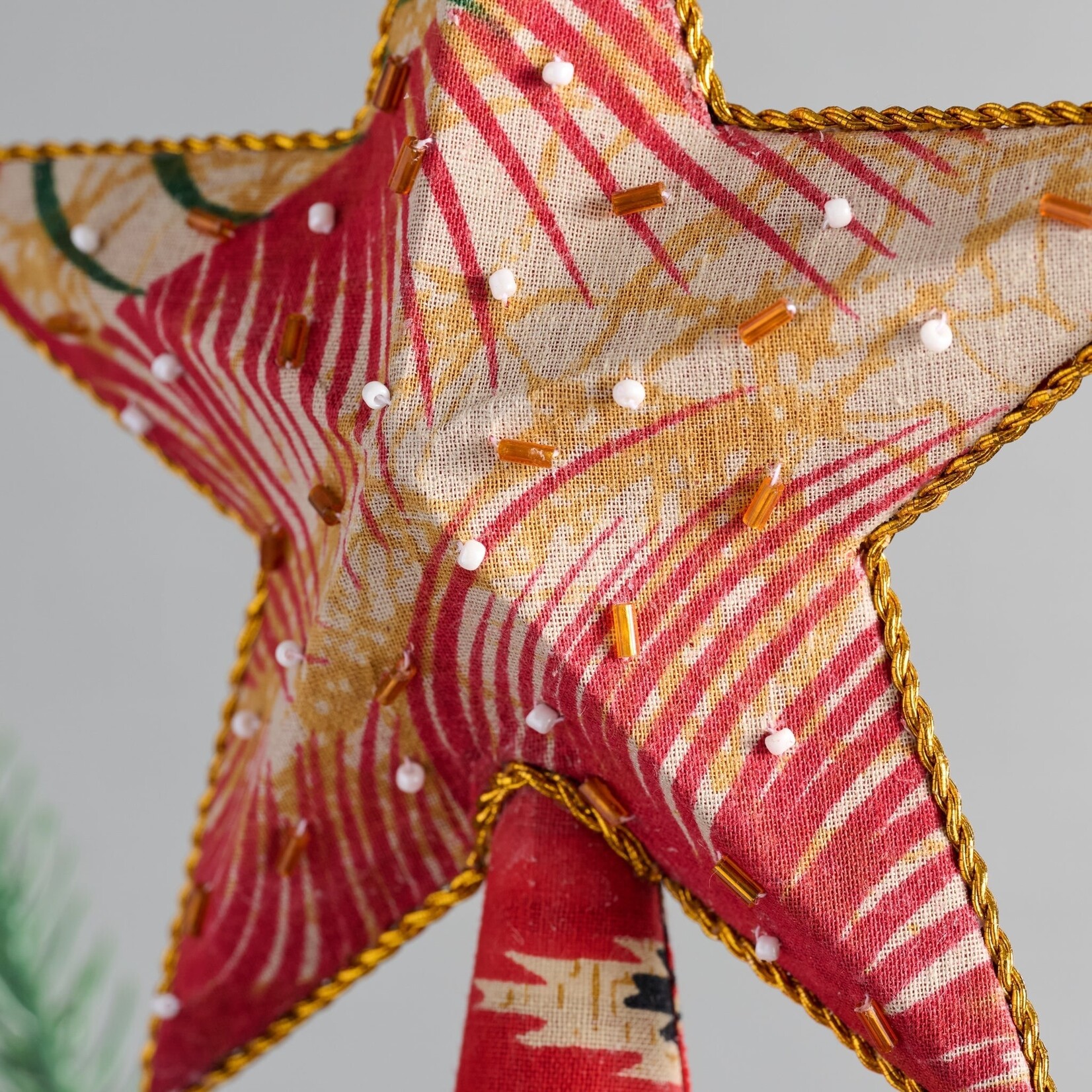 Bangladesh Tree Topper 3D Star Paper/Sari 6Wx10.5H Asst/Gold