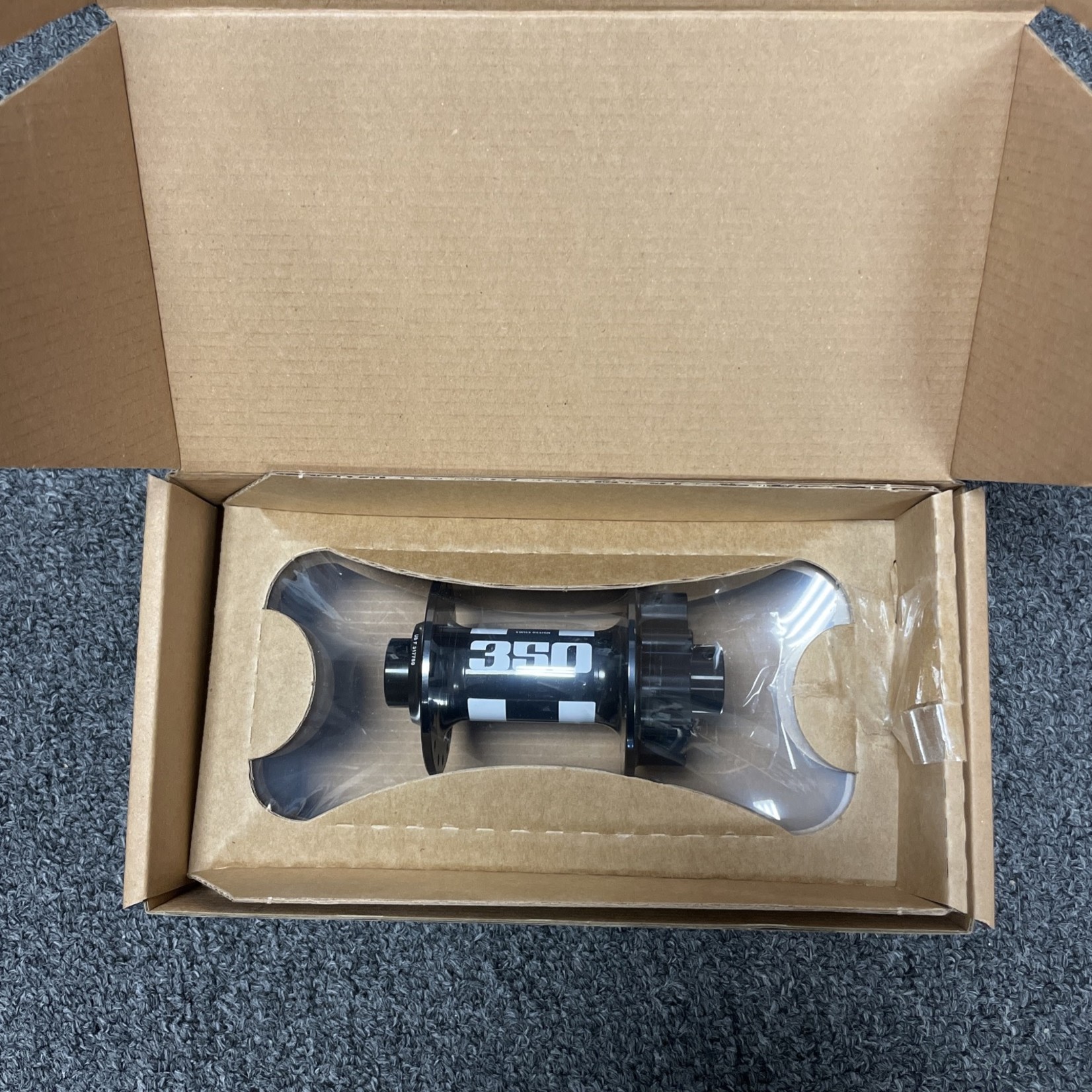 DT-Swiss DT Swiss 350 6B-Disc Front Hub, 32h, 15x100mm NLA>