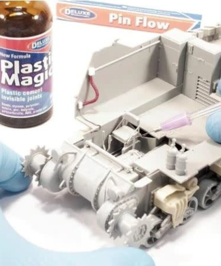 Deluxe Materials Deluxe Materials Pin Flow Plastic Modeller's Solvent Glue Applicator