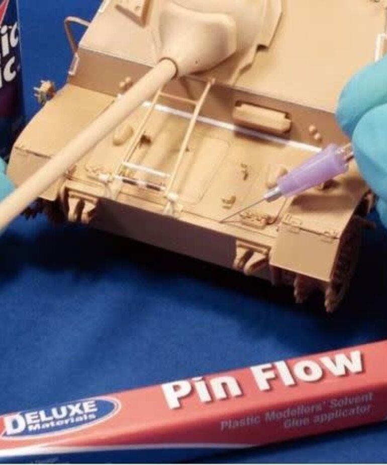 Deluxe Materials Deluxe Materials Pin Flow Plastic Modeller's Solvent Glue Applicator