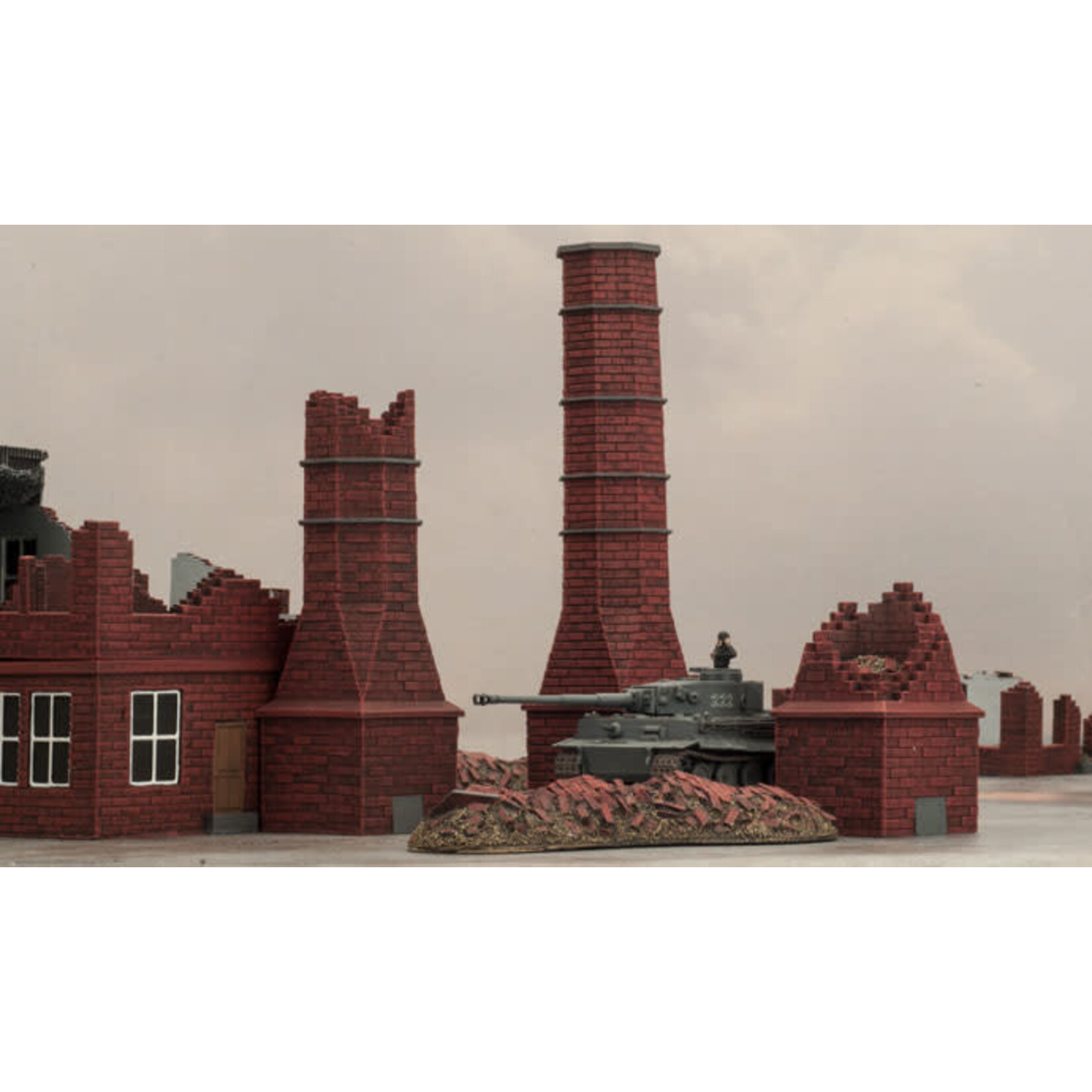 Gale Force Nine GaleForce Nine Flames of War - Battlefield in a Box: Brick Chimneys
