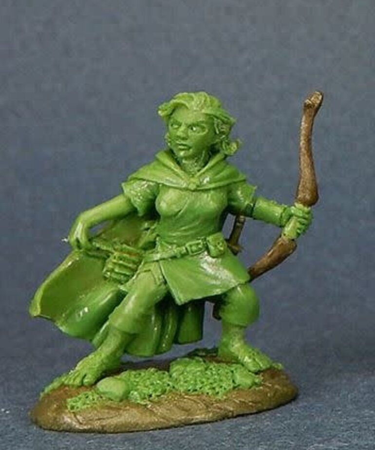 Dark Sword Miniatures Dark Sword Miniatures (Metal) Female Halfling Ranger (1)
