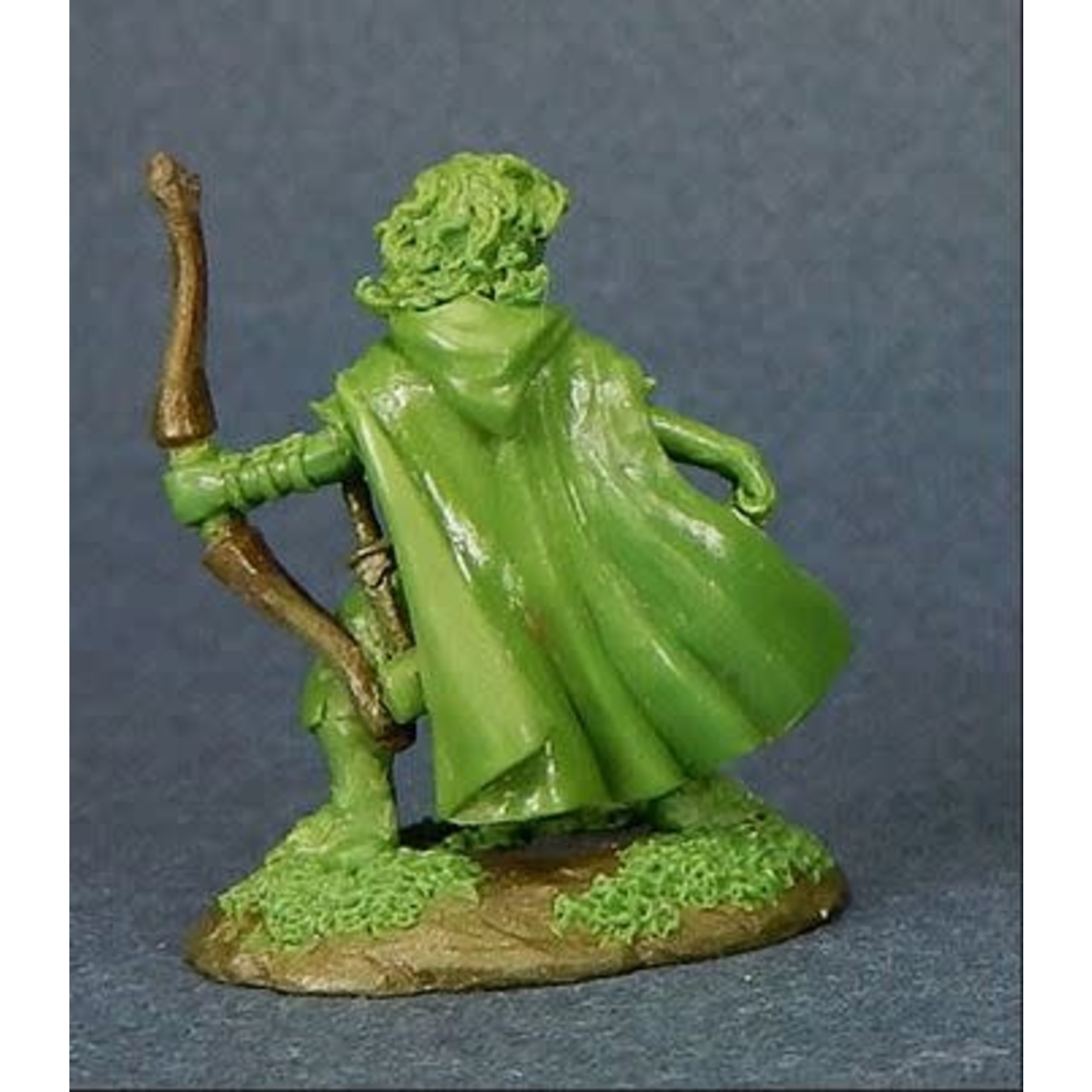 Dark Sword Miniatures Dark Sword Miniatures (Metal) Female Halfling Ranger (1)