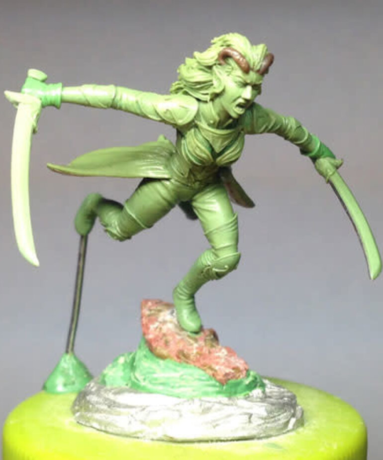 Dark Sword Miniatures Dark Sword Miniatures (Metal) Female Demonkin Warrior Dual Wield (1)