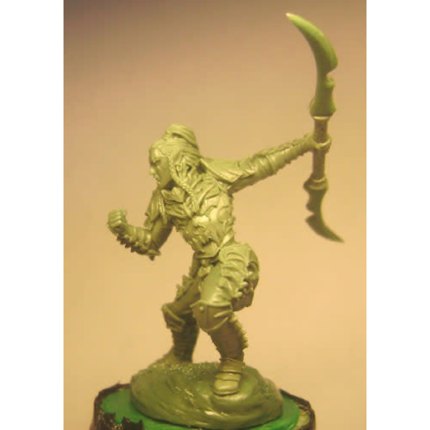 Dark Sword Miniatures Dark Sword Miniatures (Metal) Male Dark Elf Warrior with Sword & Shield (1)