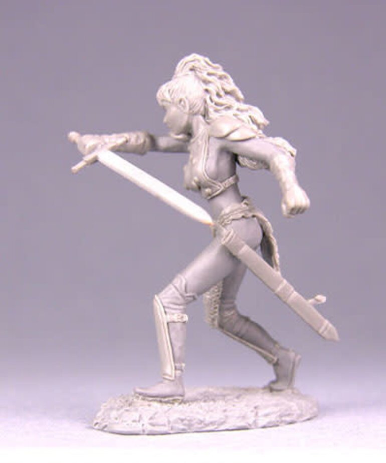Dark Sword Miniatures Dark Sword Miniatures (Metal) Elmore Masterworks - Female Warrior (1)