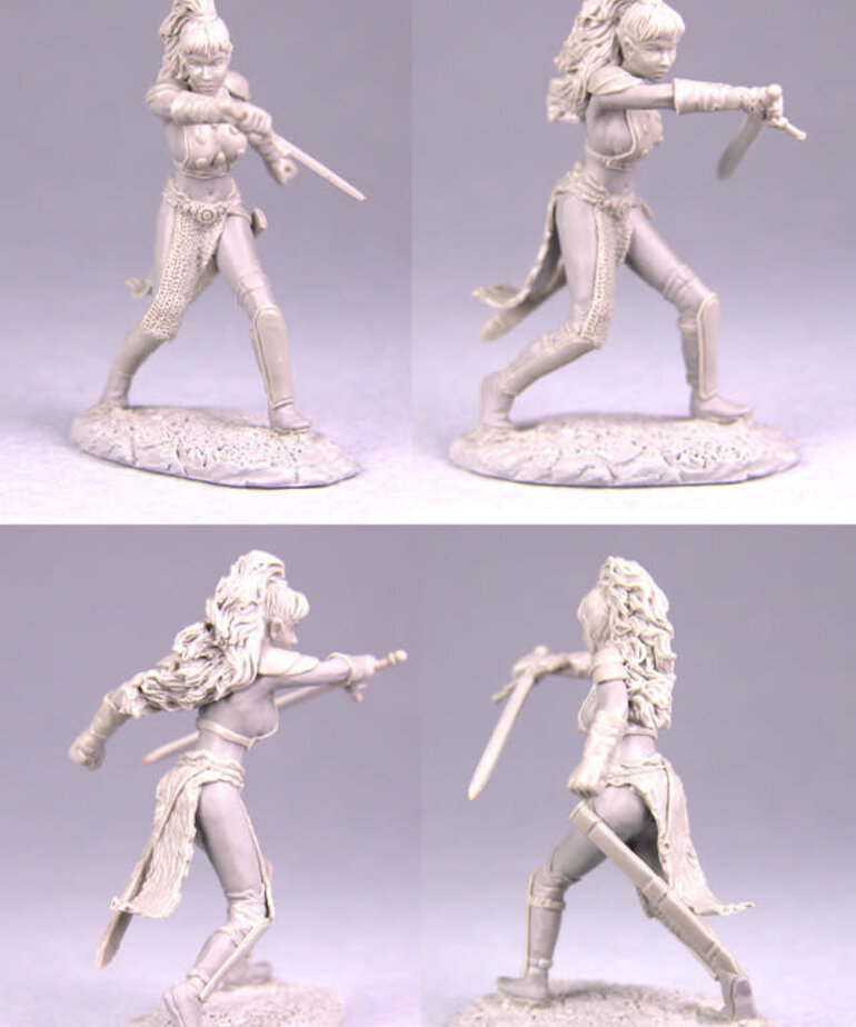 Dark Sword Miniatures Dark Sword Miniatures (Metal) Elmore Masterworks - Female Warrior (1)
