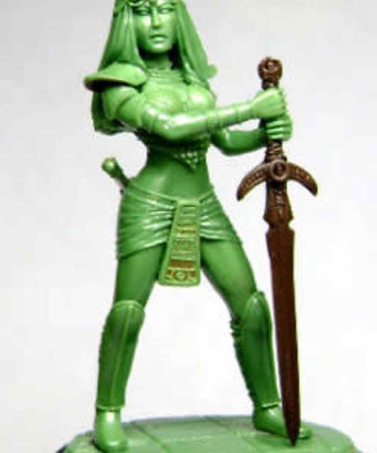 Dark Sword Miniatures Dark Sword Miniatures (Metal) Elmore Masterworks - Female Royal Guard (1)