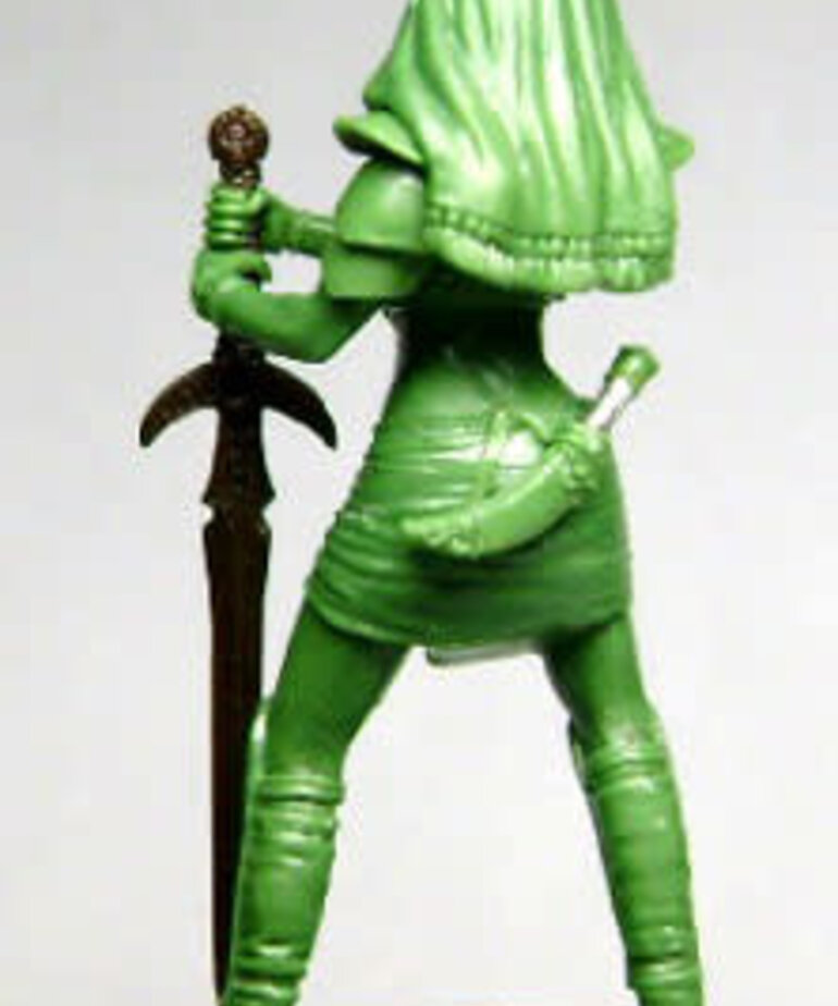 Dark Sword Miniatures Dark Sword Miniatures (Metal) Elmore Masterworks - Female Royal Guard (1)