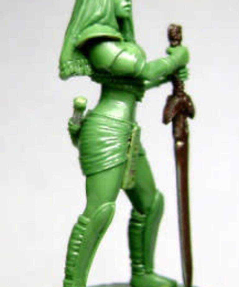 Dark Sword Miniatures Dark Sword Miniatures (Metal) Elmore Masterworks - Female Royal Guard (1)