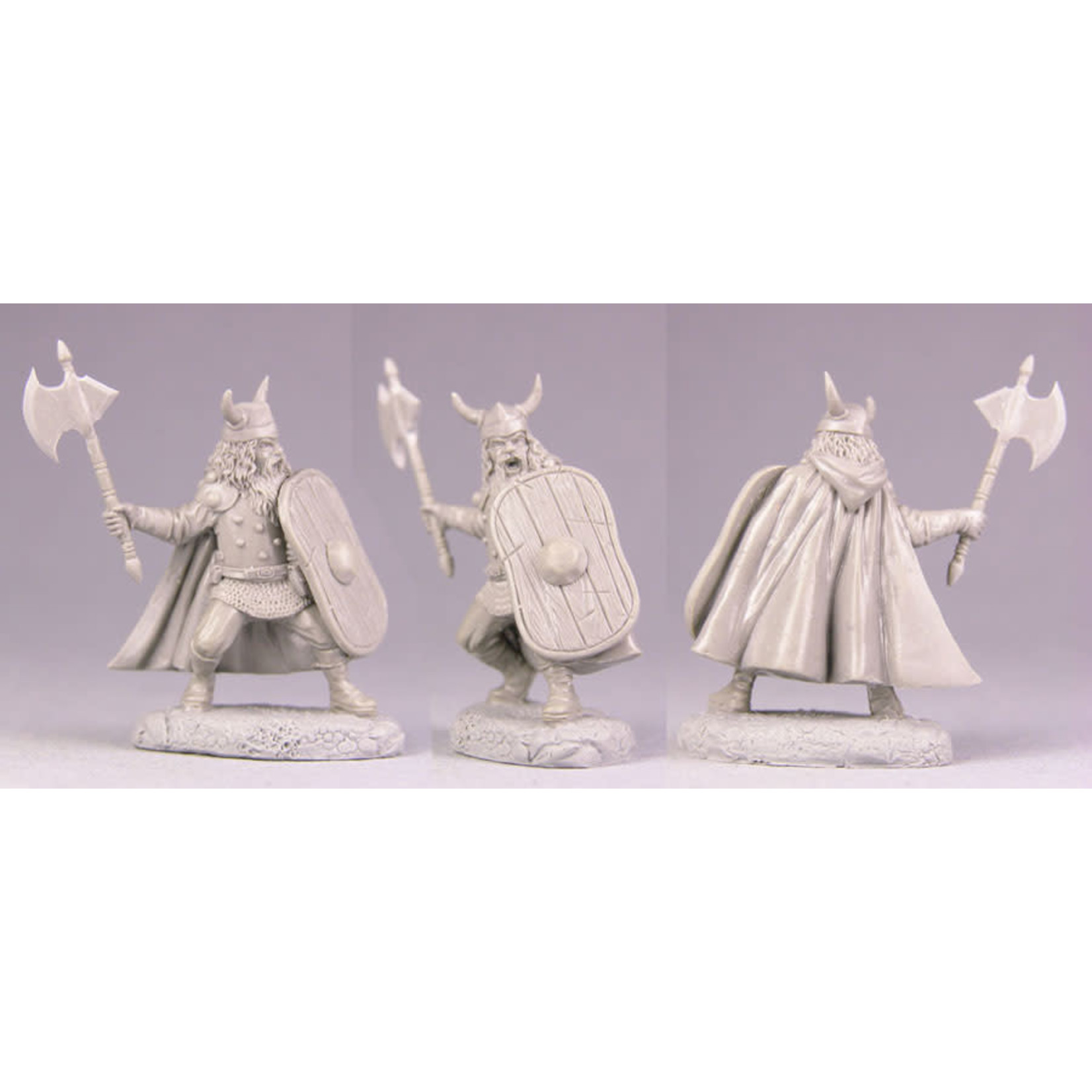 Dark Sword Miniatures Dark Sword Miniatures (Metal) Elmore Masterworks - Male Dwarven Warrior with Battle Axe (1)