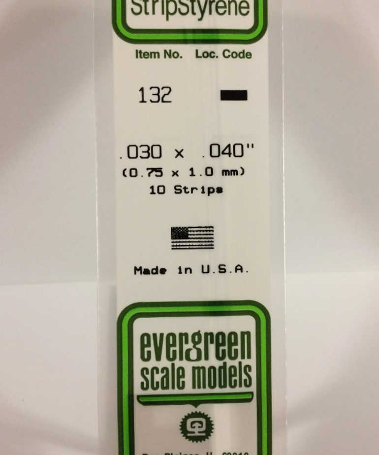 Evergreen Scale Models Evergreen 132 - .030" X .040" X 14" OPAQUE WHITE POLYSTYRENE STRIP (10) Pack