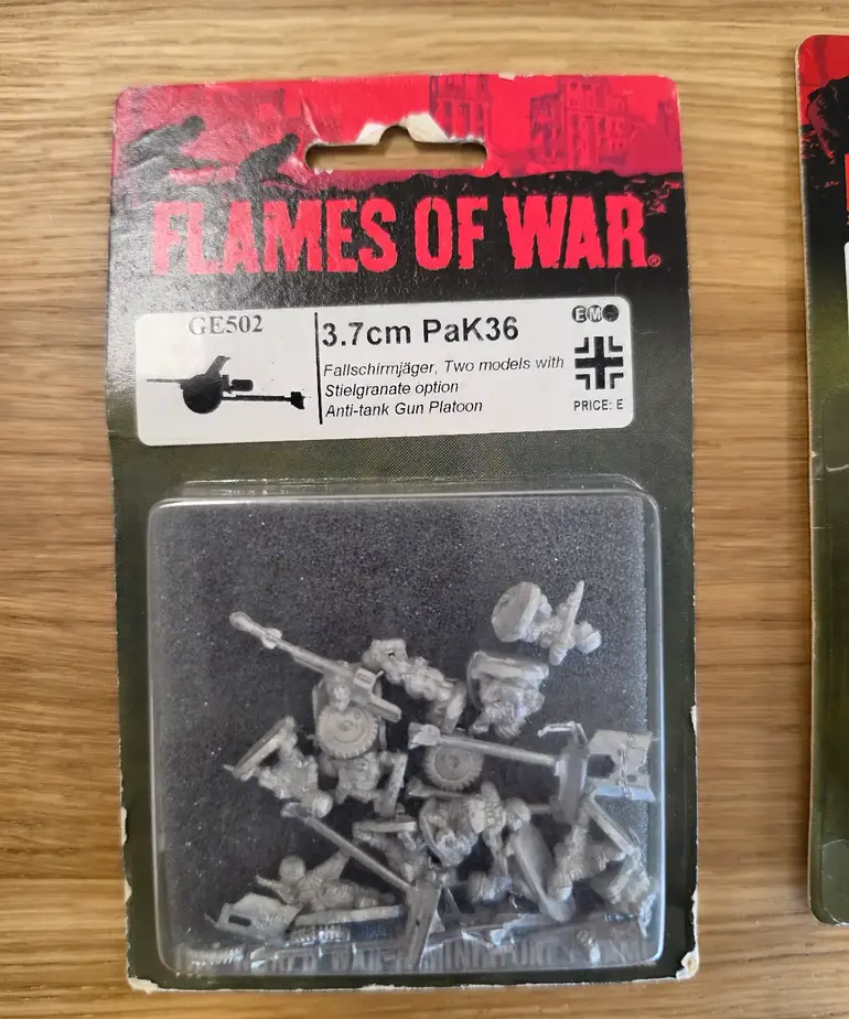 Flames of War NOS: Flames Of War GE502 3.7cm PaK36 Fallschirmjager, Two Models with Stielgranate option Anti-tank Gun Platoon
