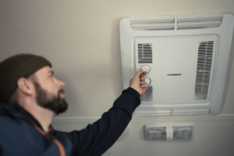 Dometic Dometic FreshJet Mechanical Air Distribution Box