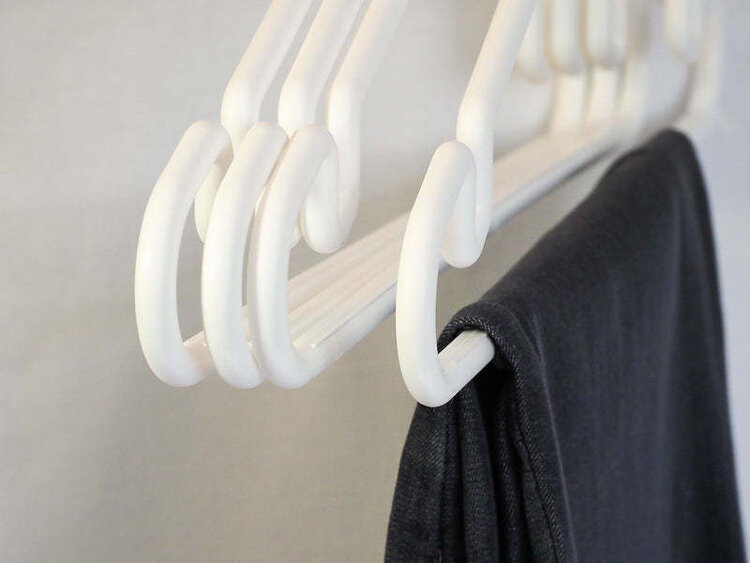 lynx Stay-Put Hanger