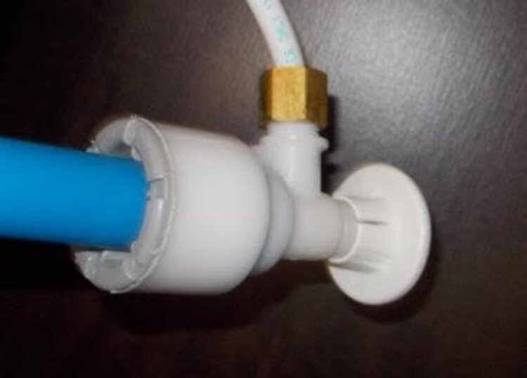Lasalle Bristol PEX PUSH-ON ICEMAKER VALVE