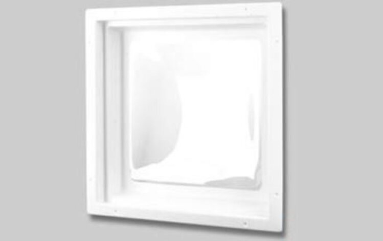 Garnish Clear 22x22