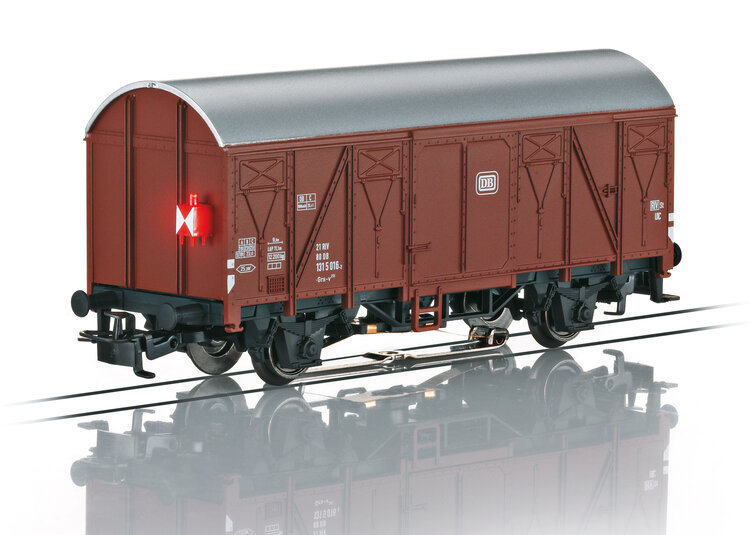 Märklin Märklin 4411 H0 Boxcar  w/marker lantern DB