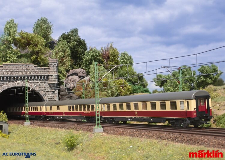 Märklin Märklin Classics 43861 DB Express Passenger Car