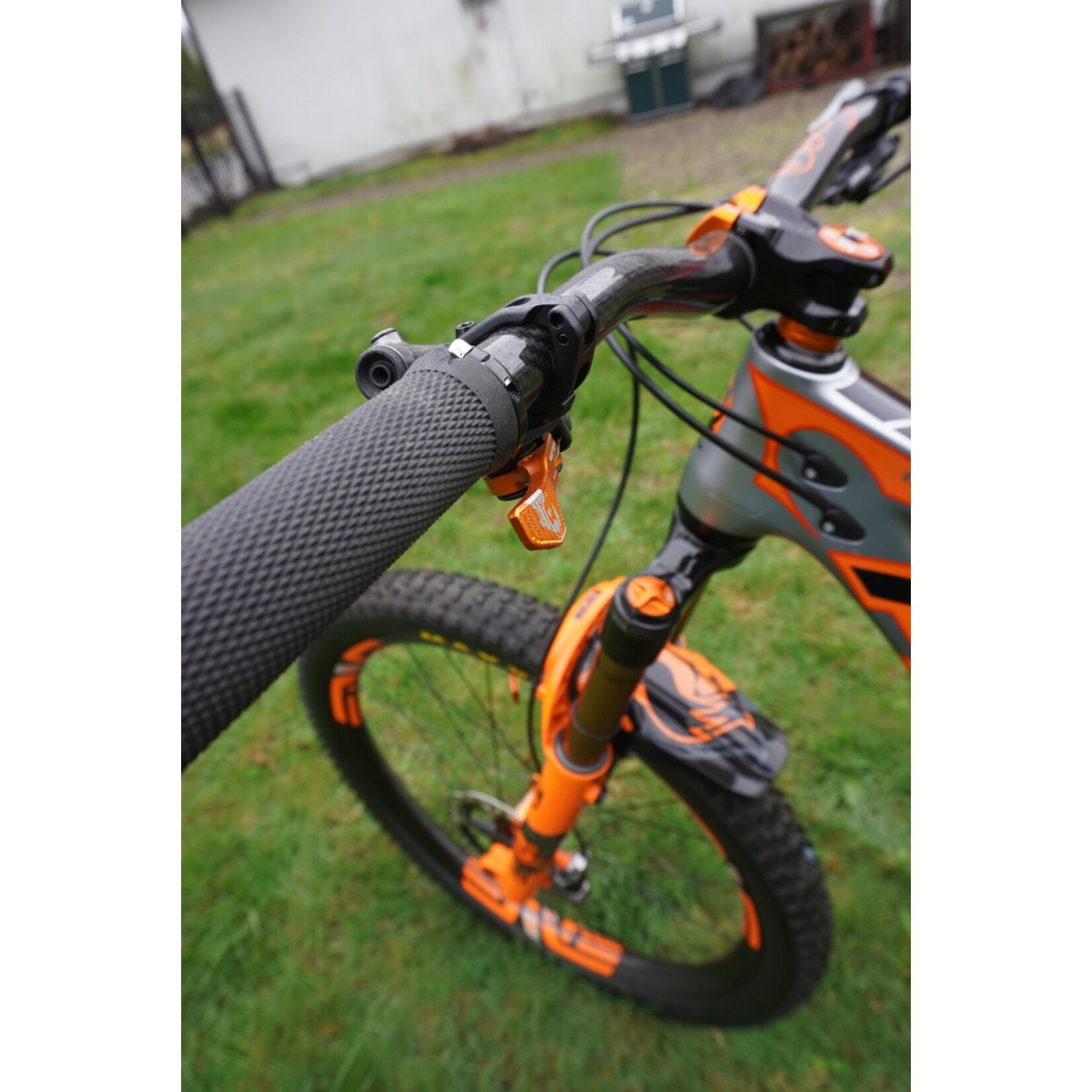2022 Pivot Mach 429 Enduro Large Custom (pre-owned)