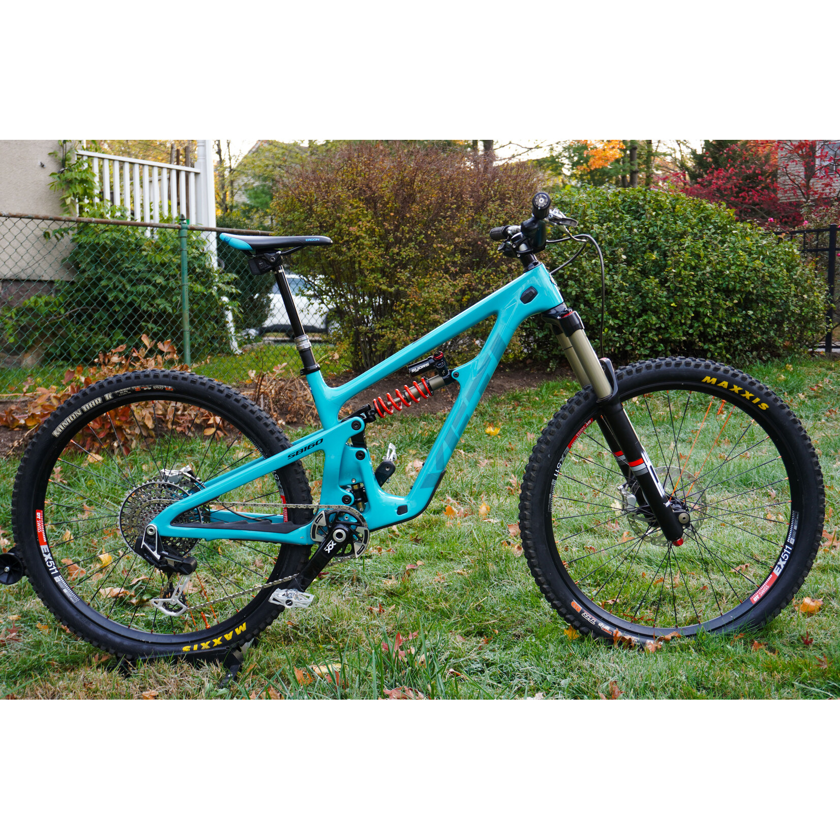 Yeti Cycles 2023 Yeti SB160 Complete Custom Build (Pre-owned)