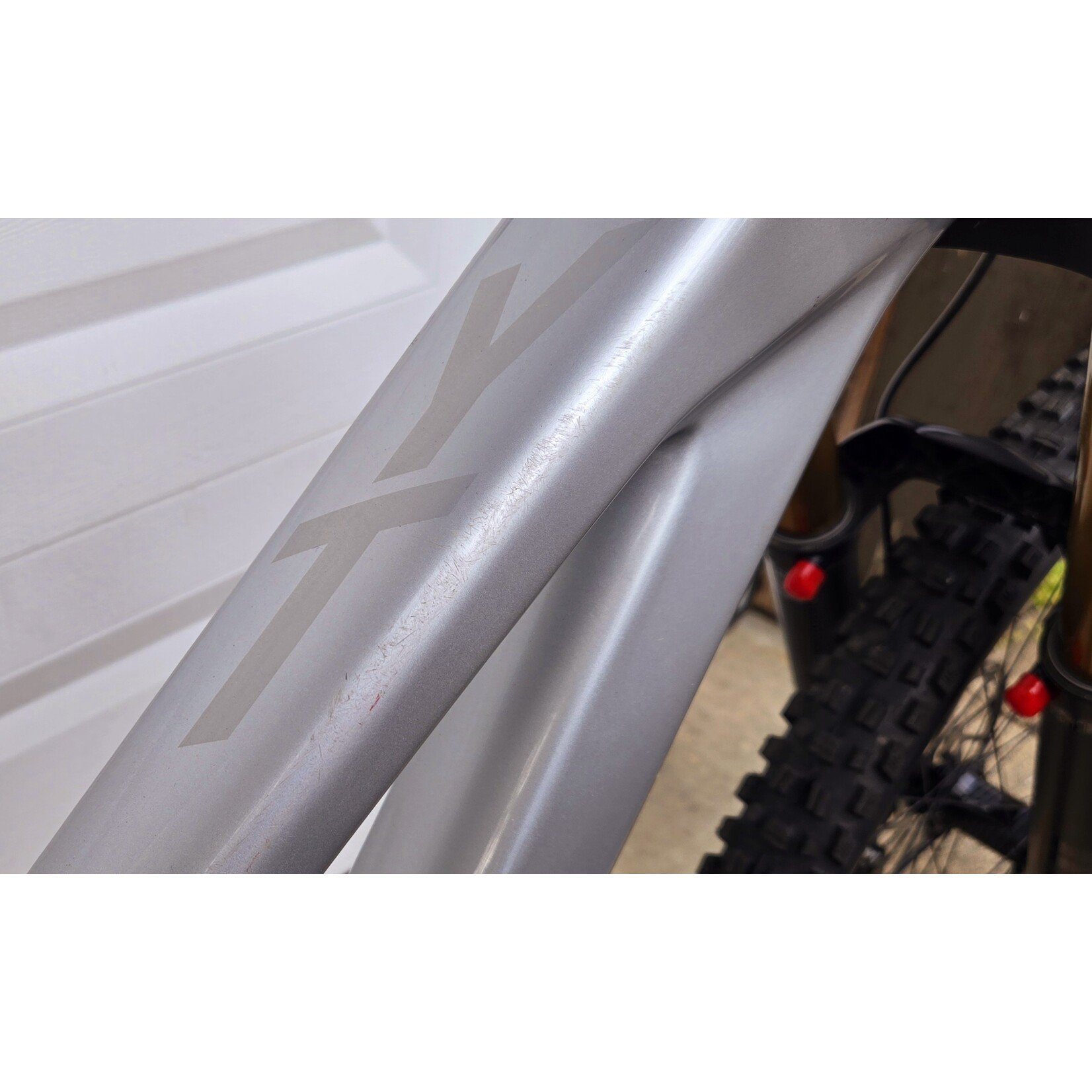 YT 2020 YT Tues Pro Race Size Large