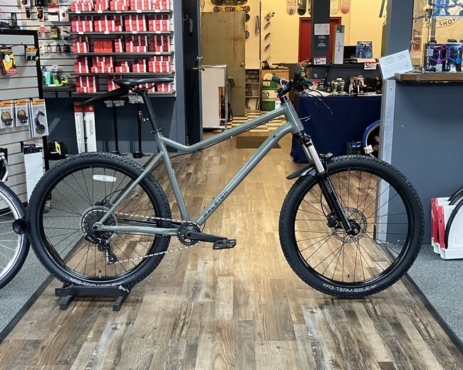 *USED BIKE* - CYC - RALEIGH - Tokul 1 - XL - Green