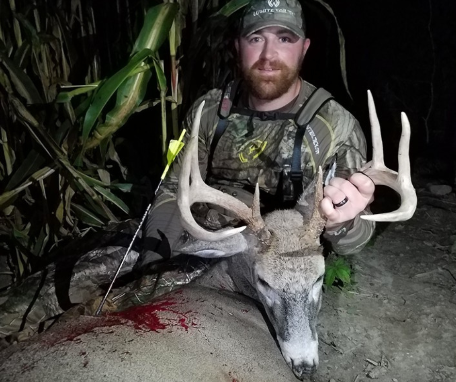 bow whitetail hunt