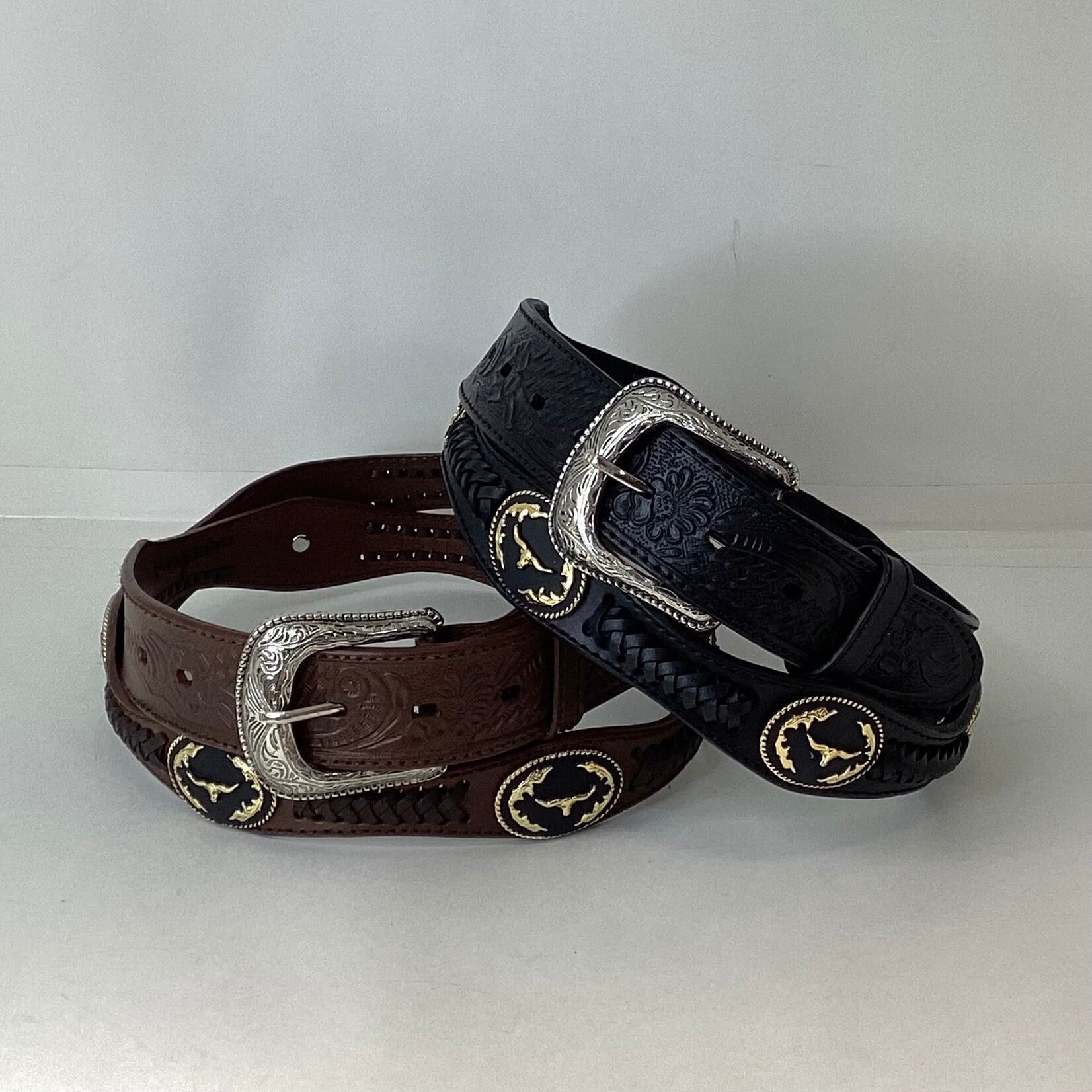 Modestone Scalloped Concho Leather Belt