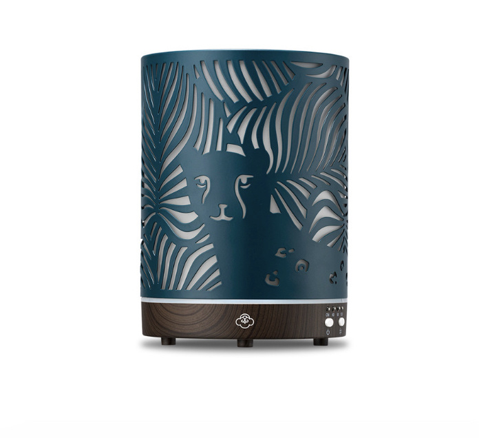 Serene House Panther Botanical Metal Diffuser