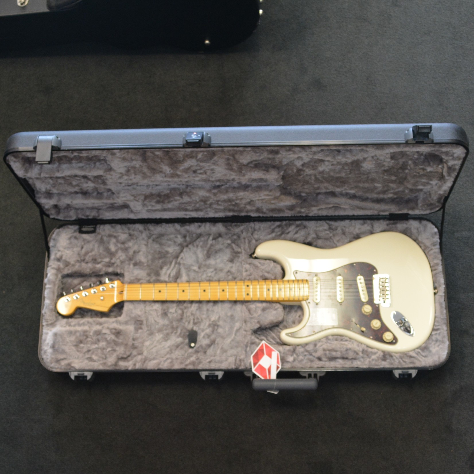 Fender Fender American Professional II Stratocaster Left-Hand 2021 Olympic White