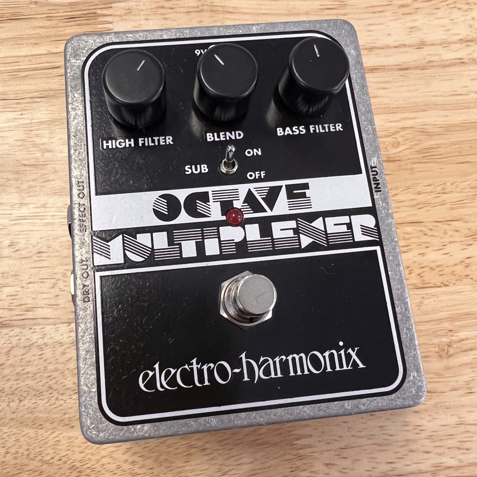 electro harmonix octave multiplexer bass