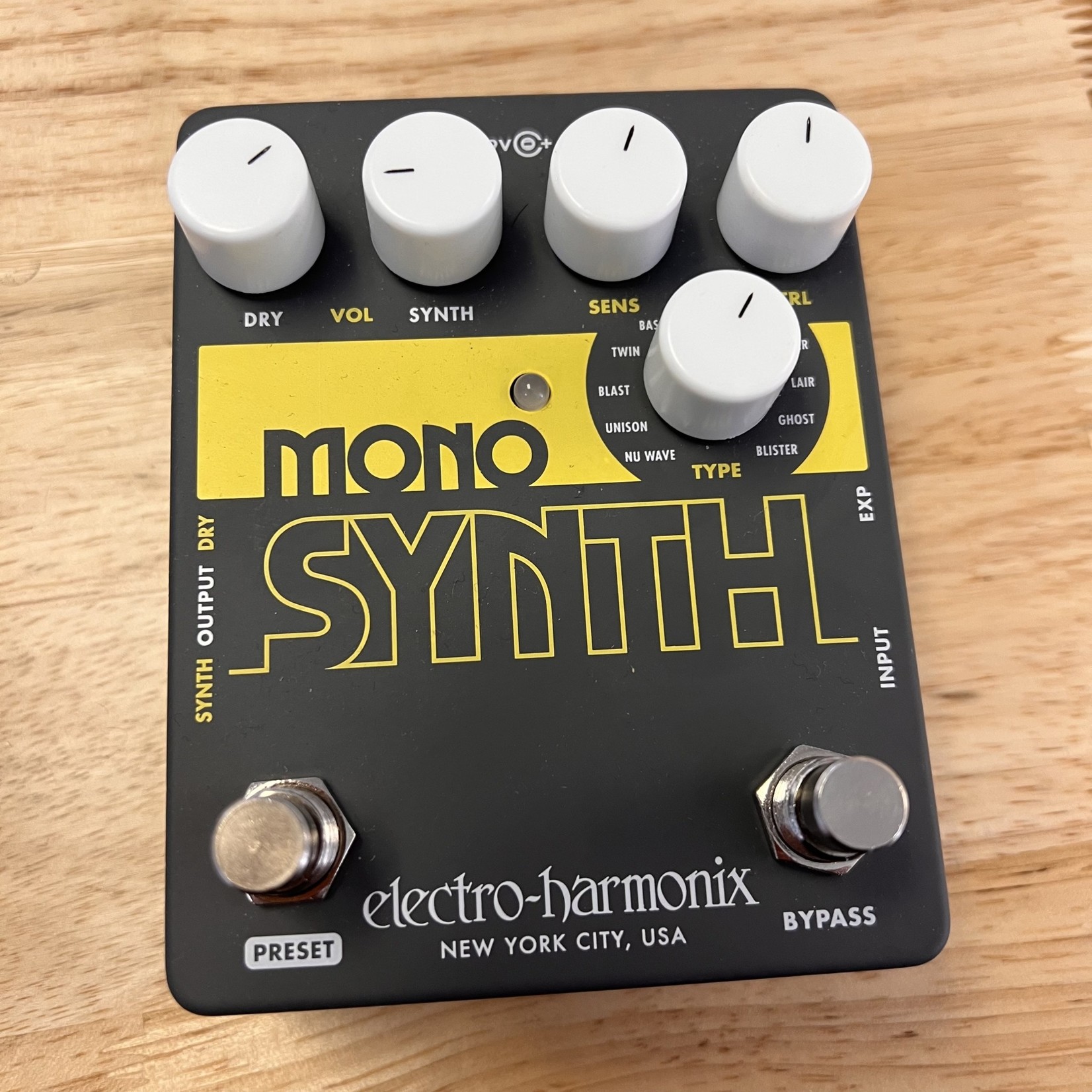 Electro-Harmonix Electro-Harmonix Mono Synth Guitar Synthesizer